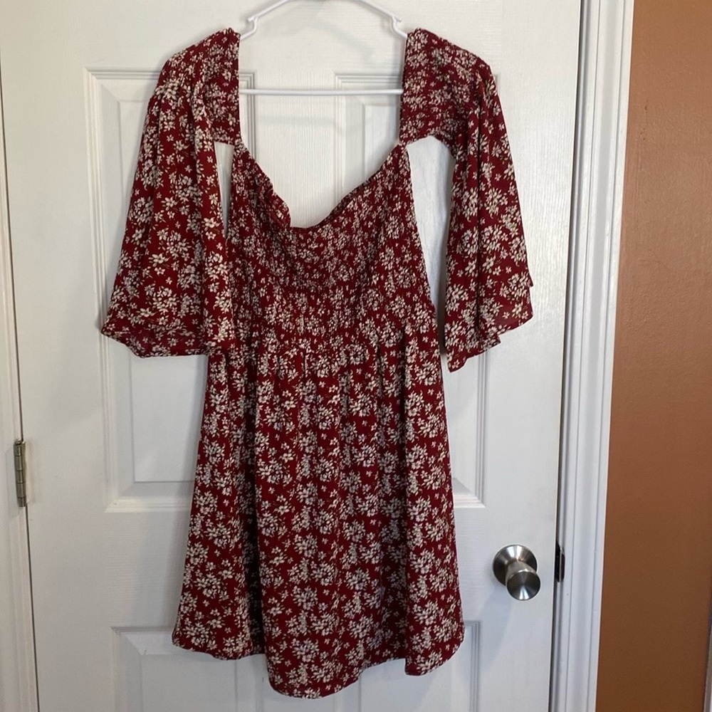 Women's off-the-shoulder red floral bell sleeves mini dress - size medium - NWOT